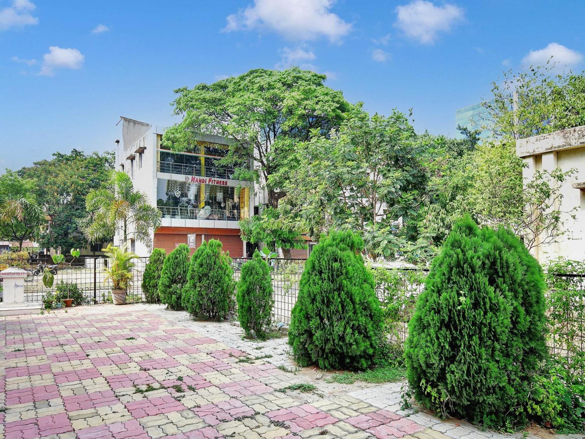 Hotel O Urvashi Guest House Durgāpur Exterior foto